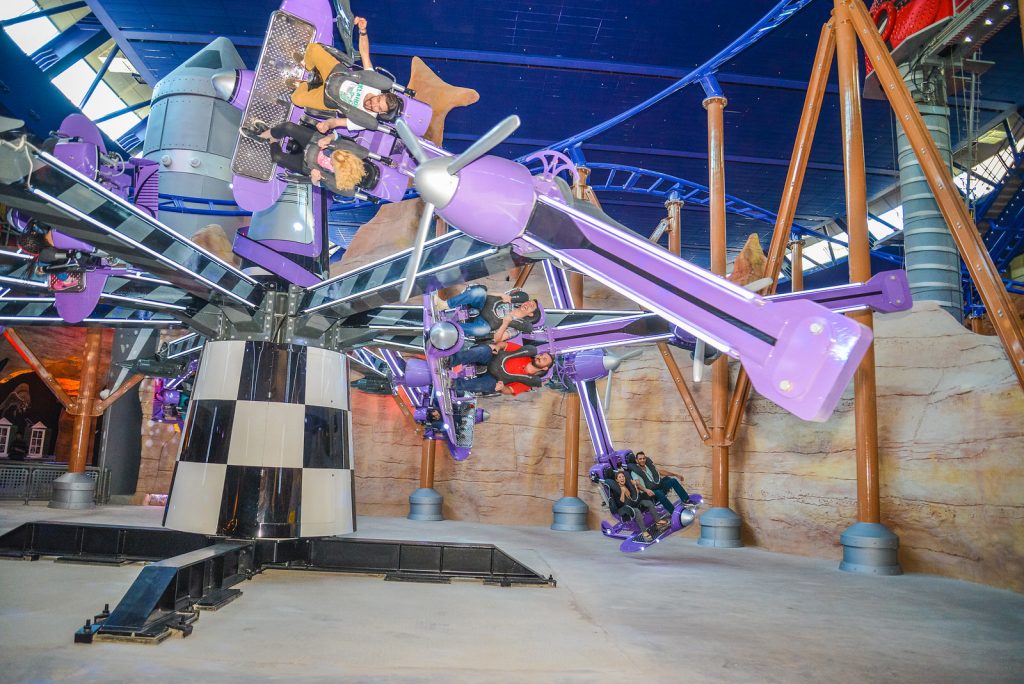 Samoloty od Zamperli, który był tu dostawcą większości atrakcji