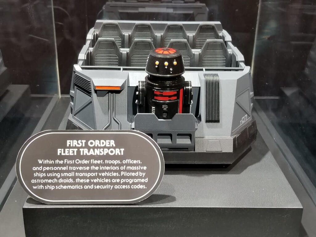 Pierwszy Zakaz bitewny pojazd na Star Wars Land