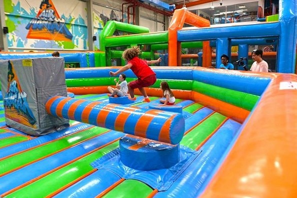 Galaaxy Inflatapark_1