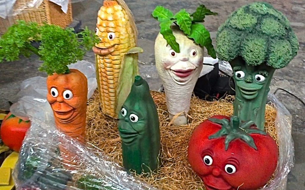 Śpiewające Warzywa, zdjęcie szpiegowskie z fabryki producenta urządzenia