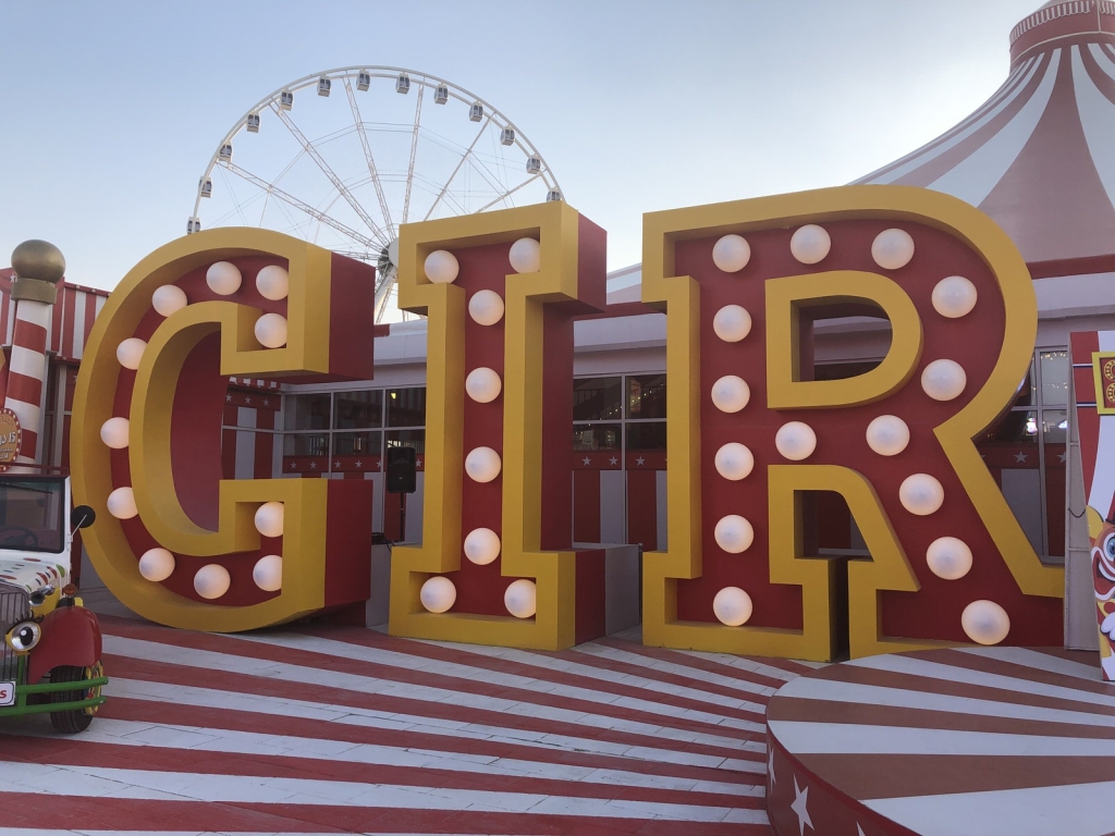 Strefa Carnival w Global Village