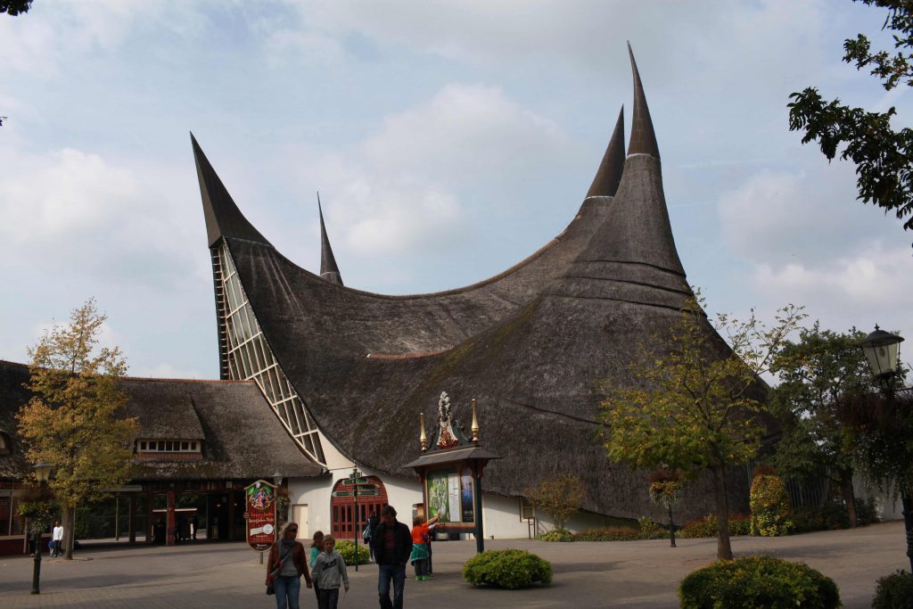 Wejście do Efteling w stylu holenderskich opowieści