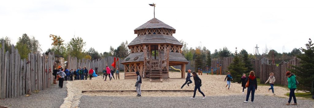 W MO dzieci zdobywają też kransoludzki gród