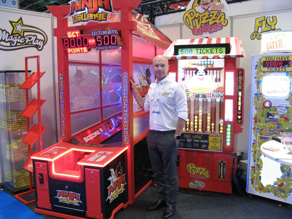 Magic Play IAAPA19 Paris_1