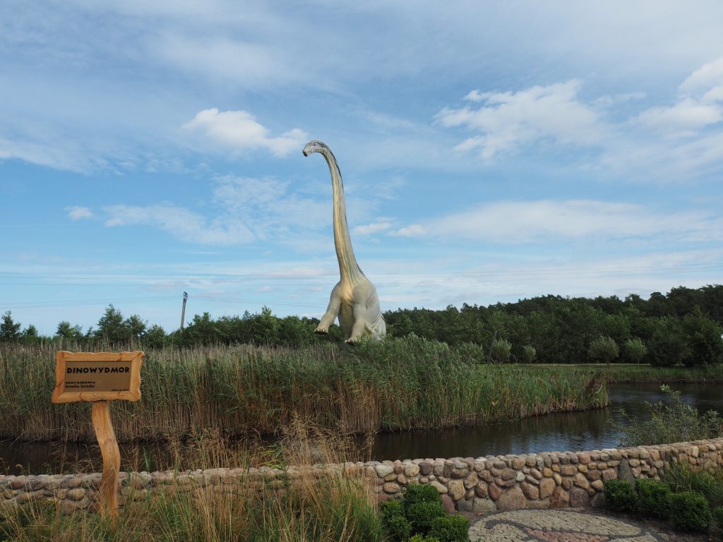 W Łeba parku teren broni się sam