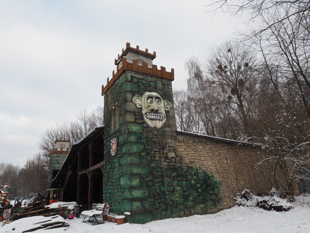 Ostatnie chwile łódzkiego pałacu strachów