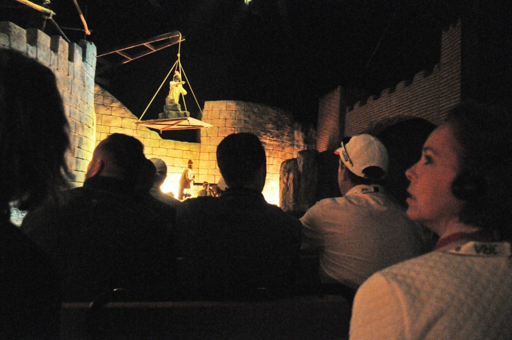 Bitwa o Konstantynopol - dark ride, gdzie płyniemy łódkami będąc świadkiem animatronicznych scen. Zostało wyprodukowane całkowicie przez niemieckie Heimotion.