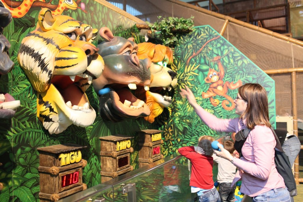 Zamiast tradycyjnych koszykówek- paszcze tropikalnych zwierząt