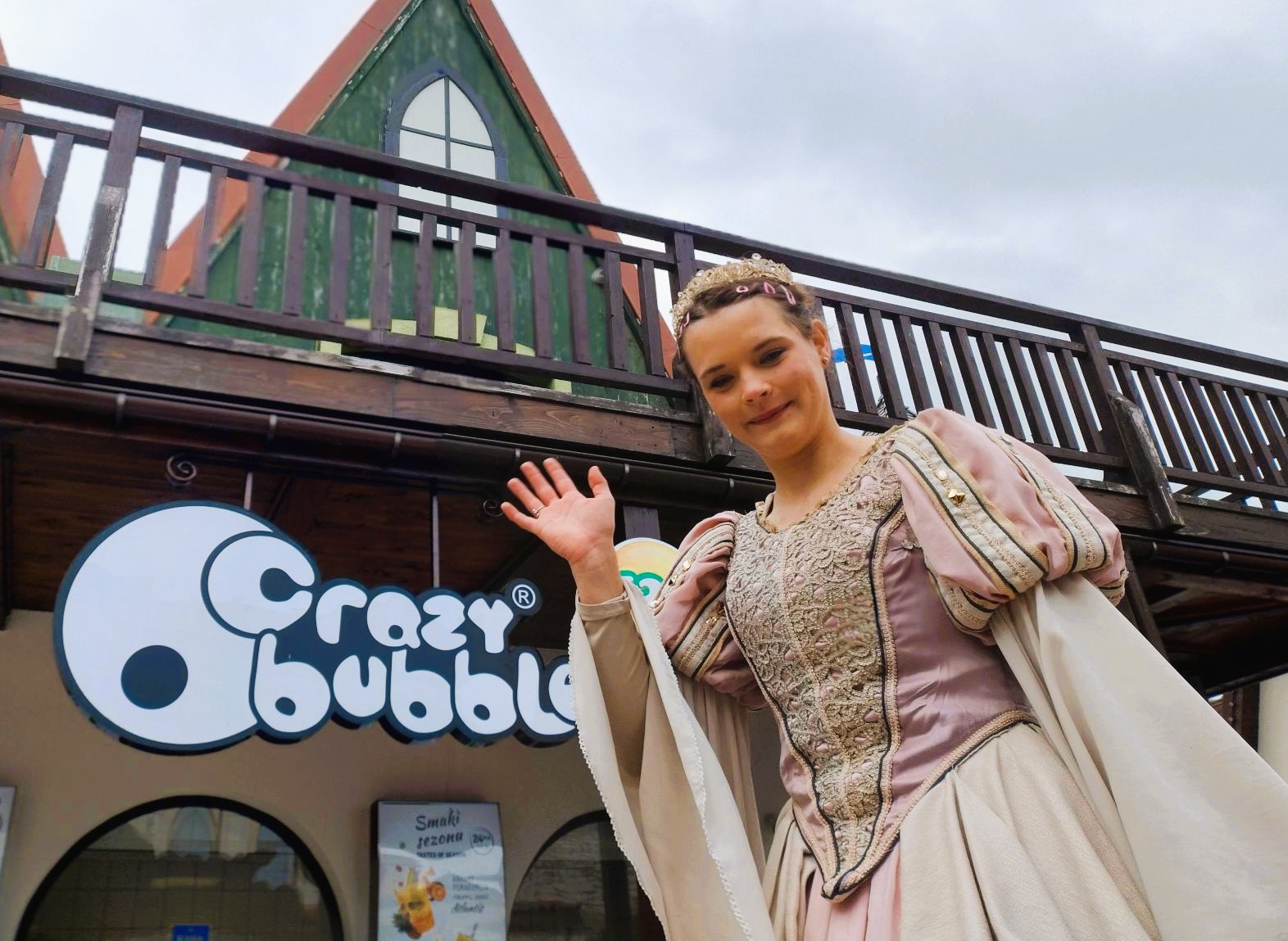 Udane otwarcie Energylandii. Ruszył nowy sezon w największym parku rozrywki w Polsce [GALERIA]