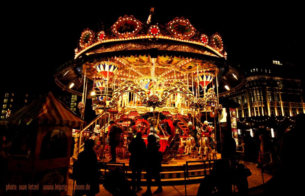 Klasyczna karuzela na Weinahtsmarkt