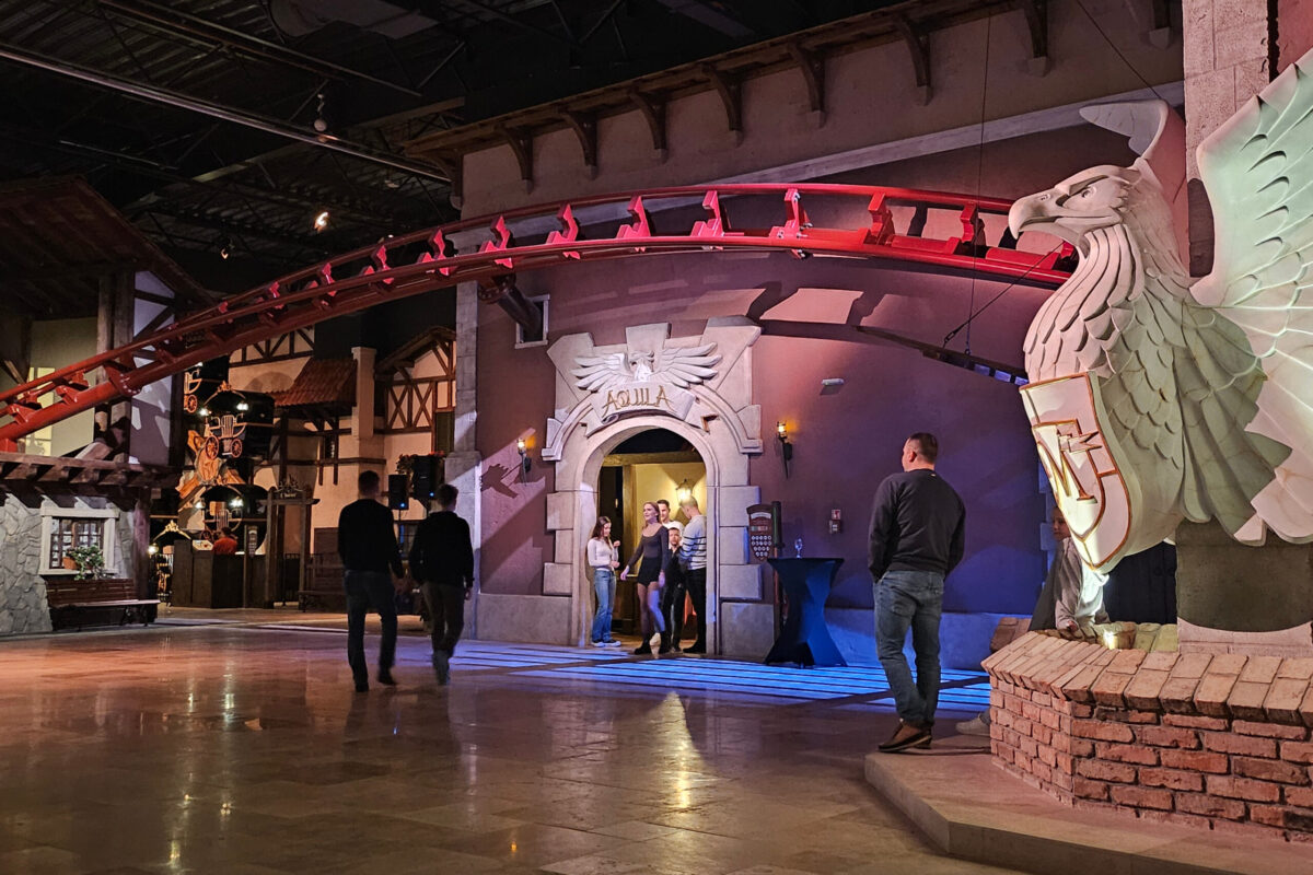 Aquila – strefa pełna wrażeń. Jak innowacyjne rozwiązania audiowizualne tworzą magię Mandorii?