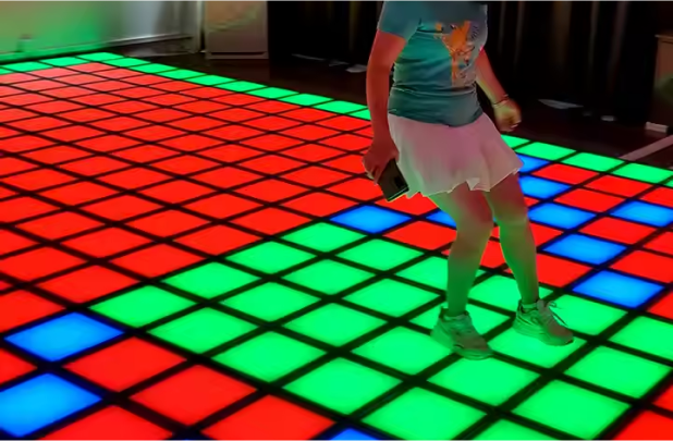 Interaktywne podłogi w Częstochowie. Wkrótce otwarcie PixelParty