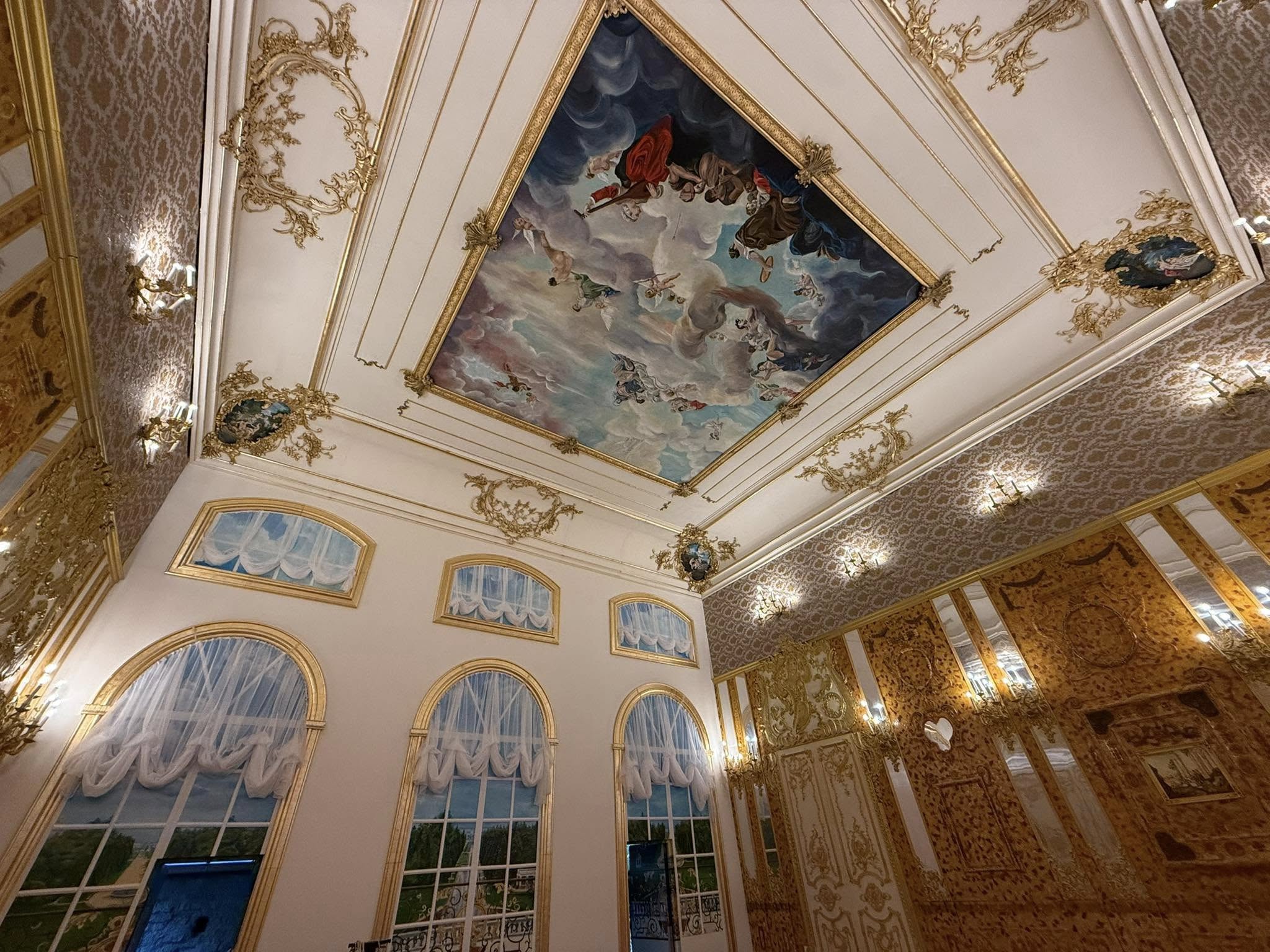 Bursztynowa Komnata w Mamerkach